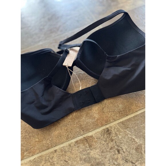 Skims Ultimate Push up Plunge Bra Onyx Size 32D - Picture 6 of 8